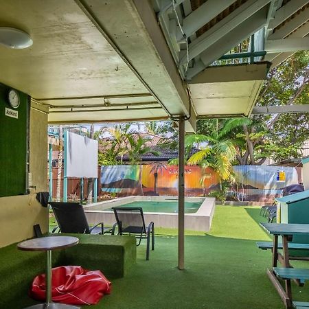 Sleeping Inn Backpackers Resort 黄金海岸 外观 照片