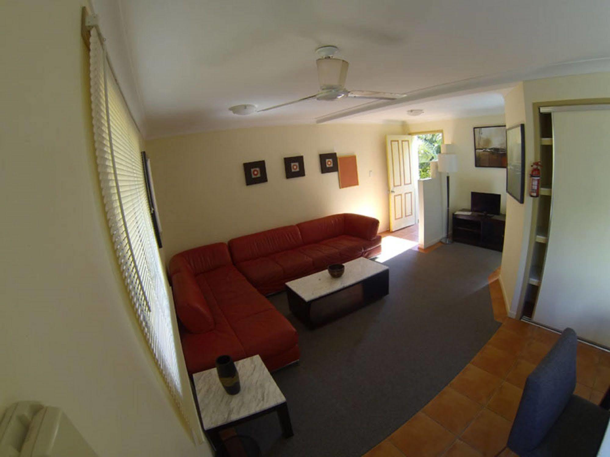 Sleeping Inn Backpackers Resort 黄金海岸 外观 照片