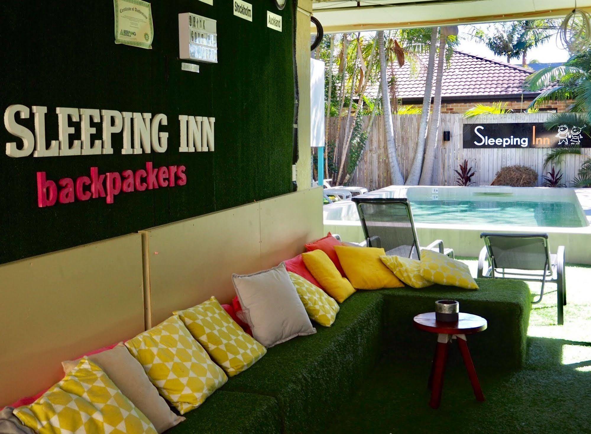Sleeping Inn Backpackers Resort 黄金海岸 外观 照片