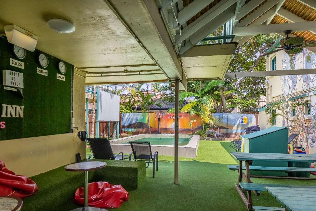 Sleeping Inn Backpackers Resort 黄金海岸 外观 照片